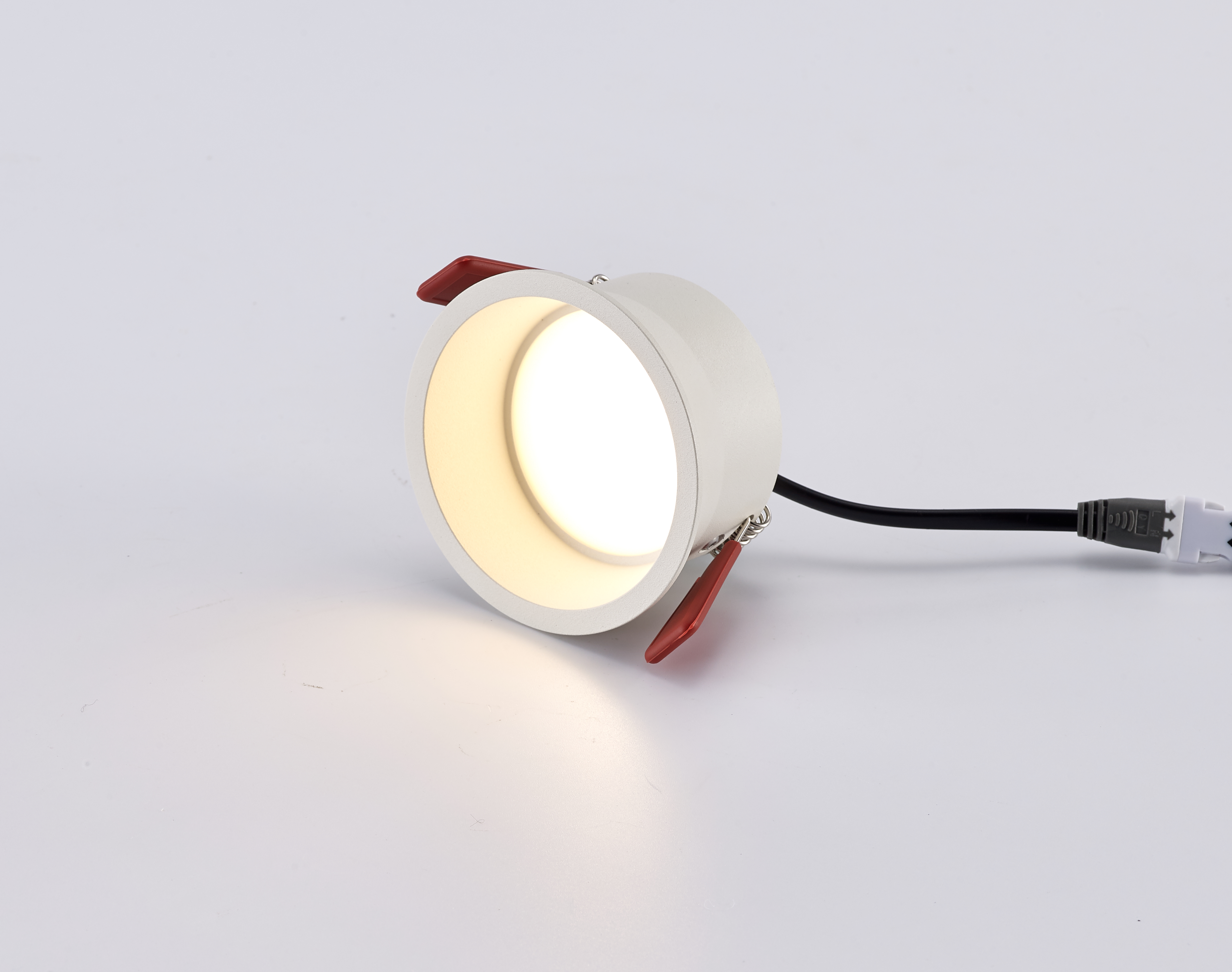 SMD downlight 12W اندازه برش 92mm